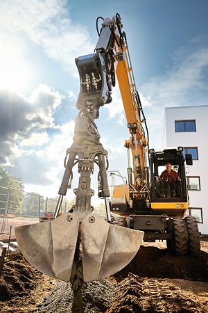 PR-Foto, Bagger auf einer Baustelle